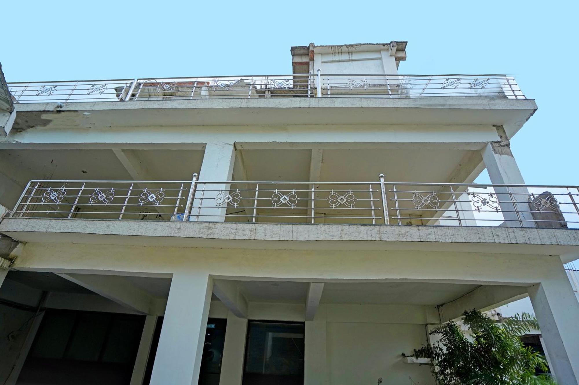 Hotel O Ss Palace Rāipur Екстериор снимка